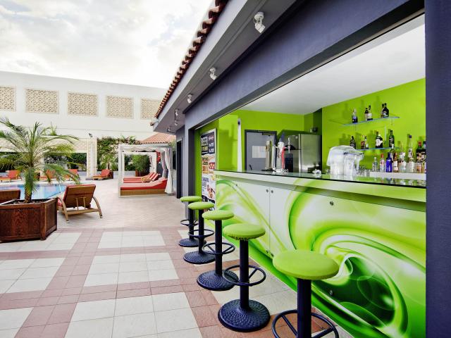 NOVOTEL DUBAI WORLD TRADE CENTER - Bary - Chill's Bar
