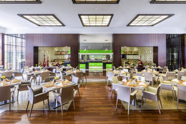 NOVOTEL DUBAI WORLD TRADE CENTER - Restaurace - ENTRE-NOUS REST