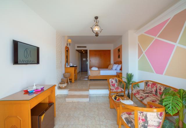 MINAMARK RESORT & SPA - Pokoje - Superior Sea And Pool View Roo