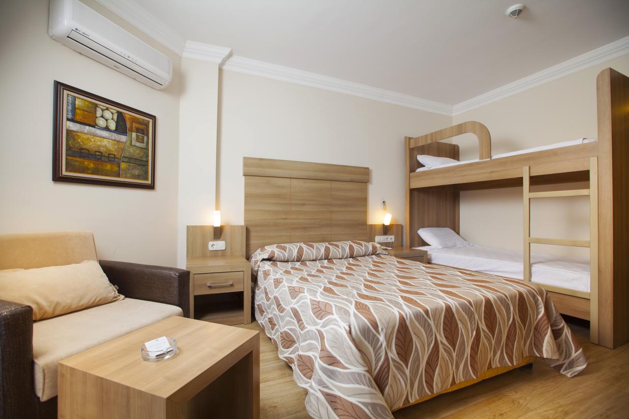CLUB SIDE COAST HOTEL - Pokoje - FAMILY BUNKED ROOM