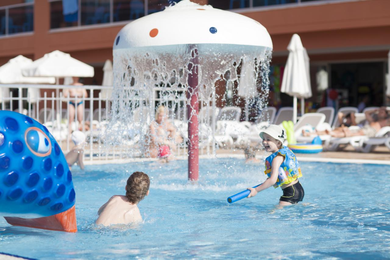 CLUB SIDE COAST HOTEL - Bazény - Venkovní dětský bazén