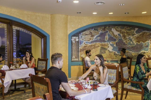 SUNRISE HOLIDAYS RESORT (adults only 16+) - Restaurace - Elia a