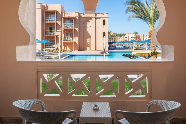 PICKALBATROS AQUA PARK RESORT - Pokoje - Family Room Pool View