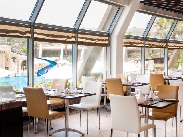 OCCIDENTAL SHARJAH GRAND - Restaurace - Al Meena Restaurant