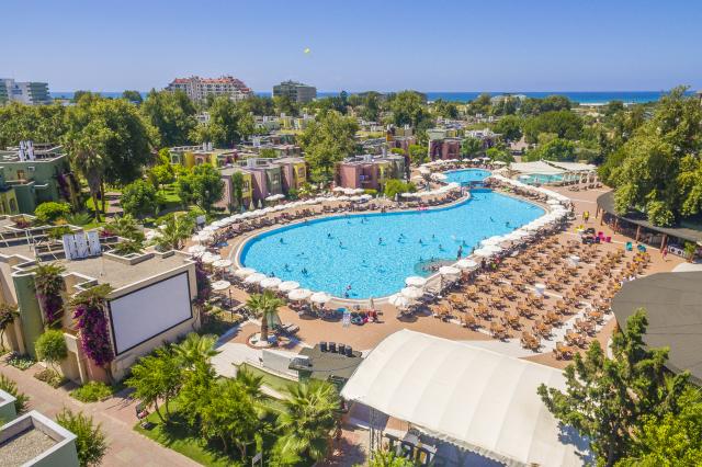 VONRESORT GOLDEN BEACH - Bazény - Bungalov
