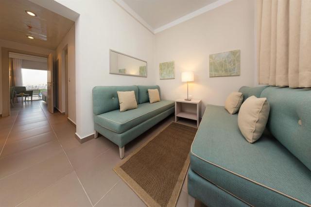 JAZ AQUAVIVA - Pokoje - Family Room