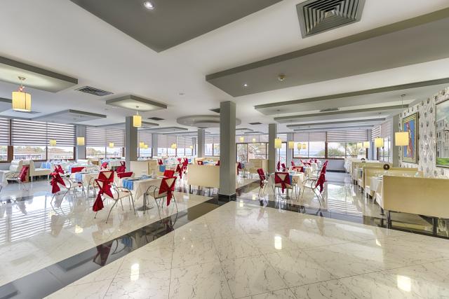 CLUB NENA - Restaurace - Main Restaurant