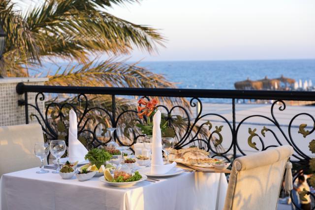 CLUB NENA - Restaurace - Main Restaurant