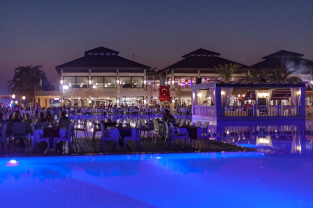CLUB NENA - Bazény - Venkovní bazén