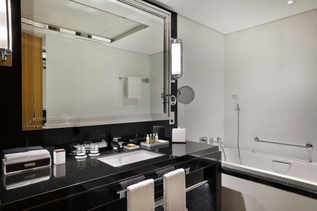 HILTON DUBAI PALM JUMEIRAH - Pokoje - TWIN GUEST ROOM
