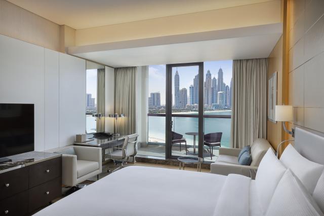 HILTON DUBAI PALM JUMEIRAH - Pokoje - KING DELUXE ROOM WITH SEA