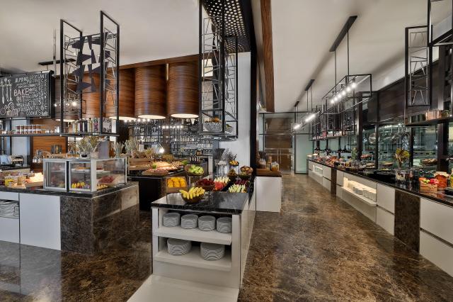 HILTON DUBAI PALM JUMEIRAH - Restaurace - All-day dining restau