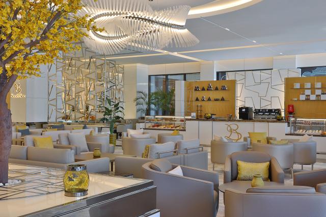 HILTON DUBAI PALM JUMEIRAH - Restaurace - SOCIAL BEE