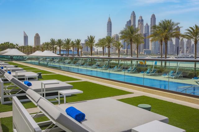 HILTON DUBAI PALM JUMEIRAH - Bazény - Venkovní bazén