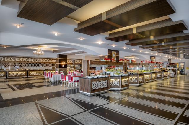 BEACH CLUB DOGANAY - Restaurace - MAIN RESTAURANT