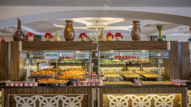 BEACH CLUB DOGANAY - Restaurace - MAIN RESTAURANT