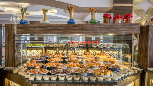 BEACH CLUB DOGANAY - Restaurace - MAIN RESTAURANT
