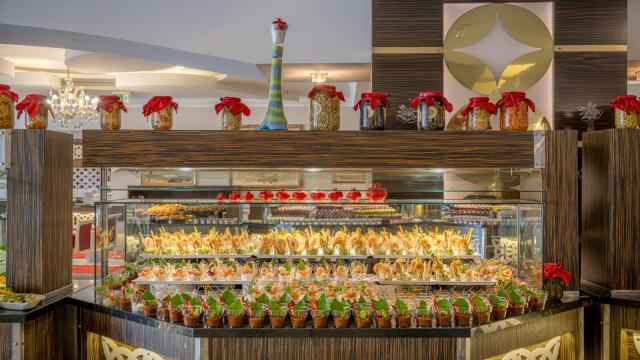 BEACH CLUB DOGANAY - Restaurace - MAIN RESTAURANT