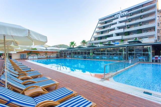 BEACH CLUB DOGANAY - Bazény - Venkovní bazén