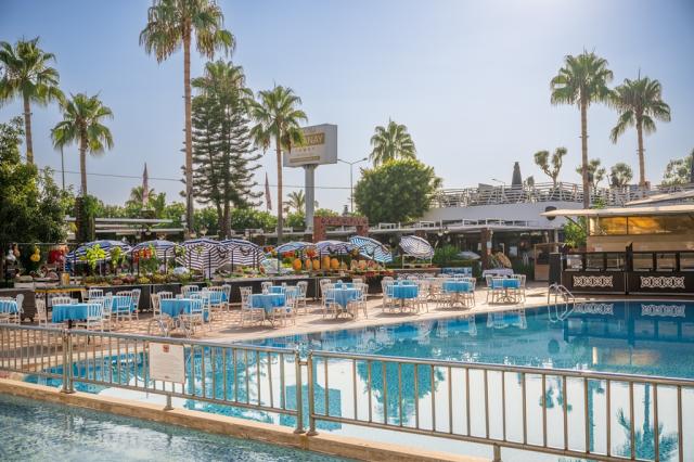 BEACH CLUB DOGANAY - Bazény - Venkovní bazén