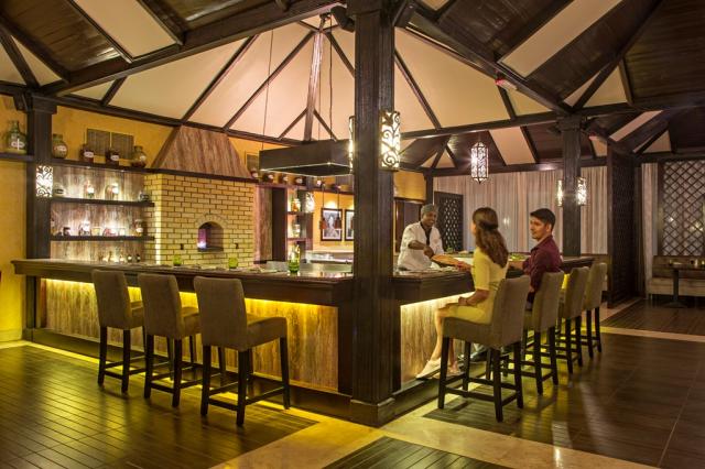 MIRAMAR AL AQAH BEACH RESORT - Restaurace - La Cucina