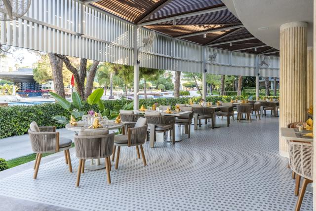CALISTA LUXURY RESORT - Restaurace - Restaurace