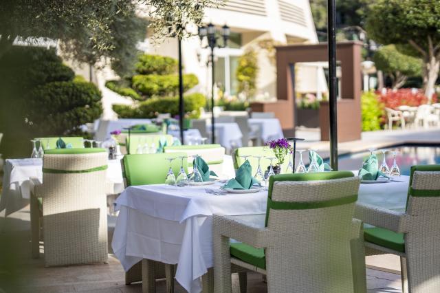 CALISTA LUXURY RESORT - Restaurace - Restaurace