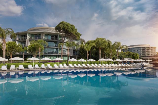 CALISTA LUXURY RESORT - Bazény - Venkovní bazén