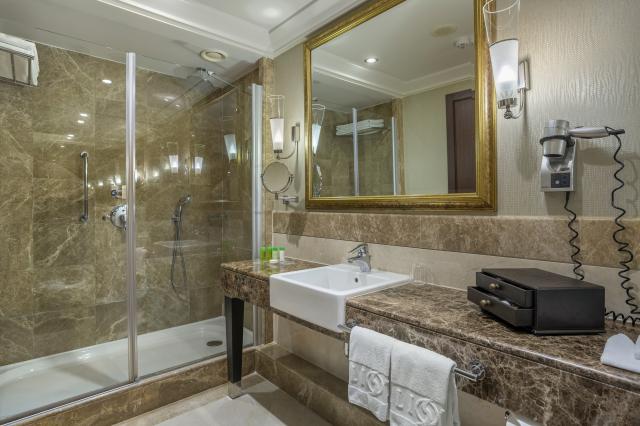 CALISTA LUXURY RESORT - Pokoje - Family Connection Suite 