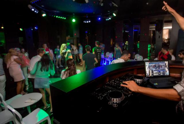 NUMA BAY EXCLUSIVE HOTEL - Bary - DISCO BAR