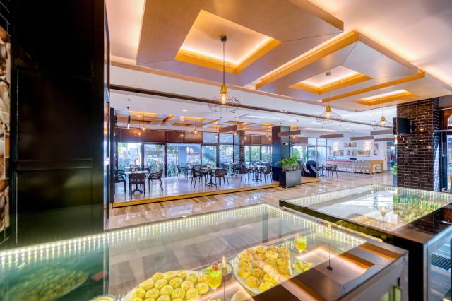 NUMA BAY EXCLUSIVE HOTEL - Bary - BLUE BAR