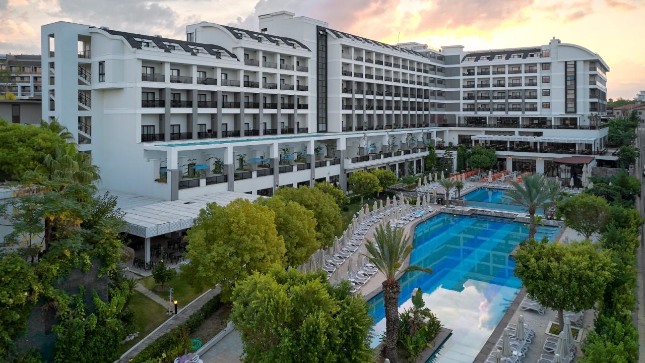 SEADEN VALENTINE RESORT & SPA (ADULTS ONLY 16+) - Bazény - Venk