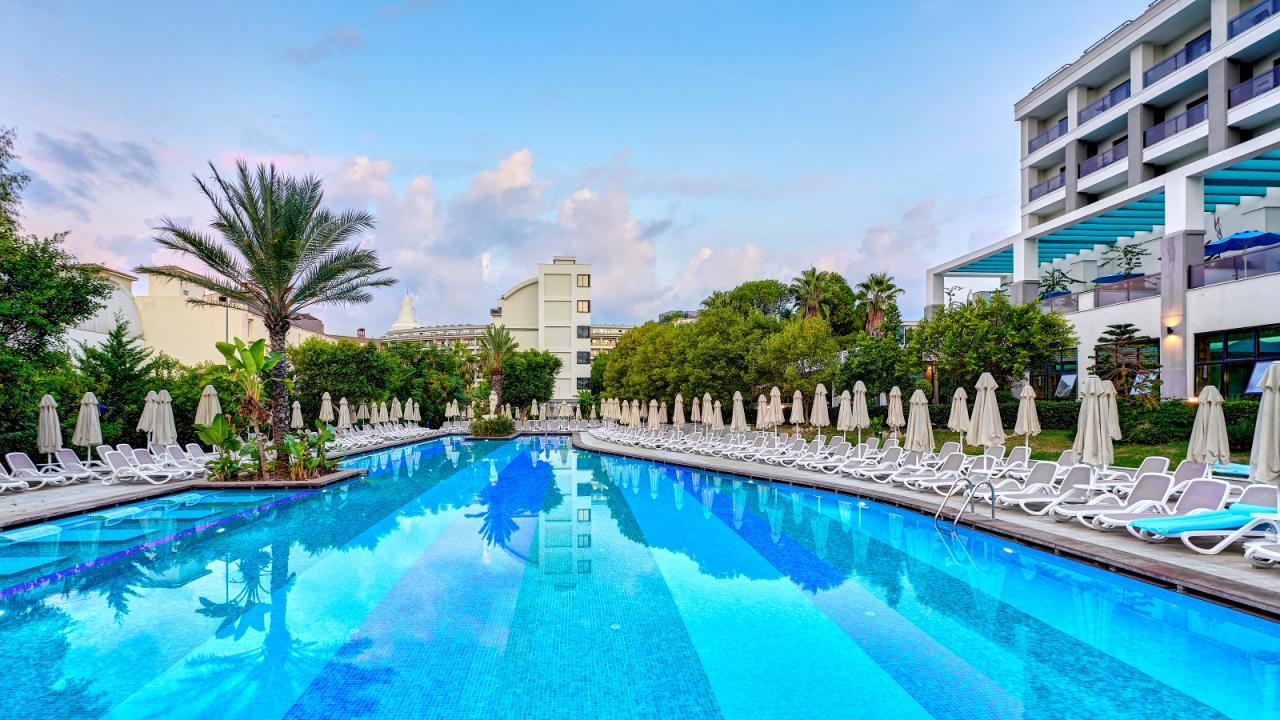 SEADEN VALENTINE RESORT & SPA (ADULTS ONLY 16+) - Bazény - Venk