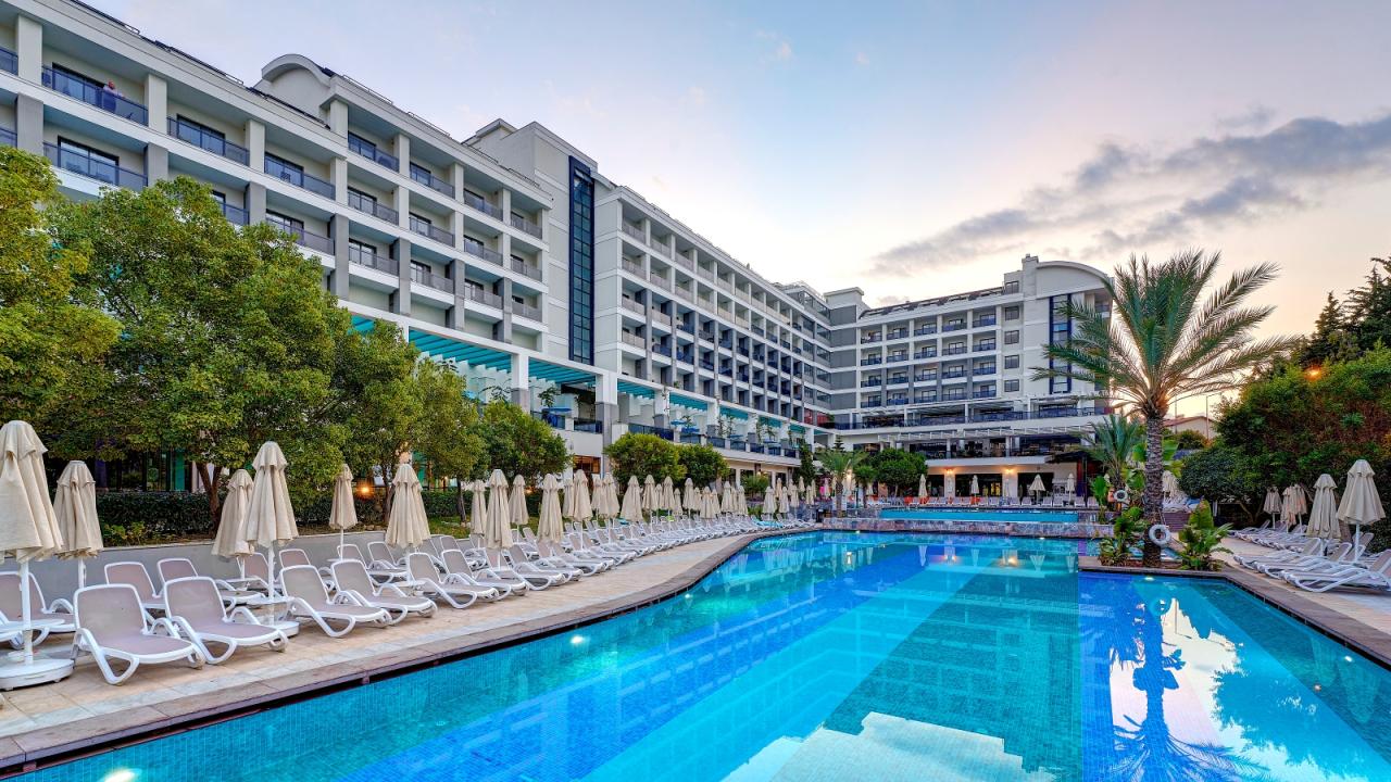 SEADEN VALENTINE RESORT & SPA (ADULTS ONLY 16+) - Bazény - Venk