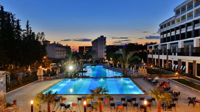 SEADEN VALENTINE RESORT & SPA (ADULTS ONLY 16+) - Bazény - Venk