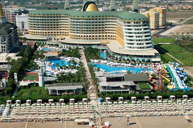 DELPHIN IMPERIAL LARA - Obecné - Hlavní budova