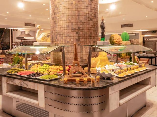 AMC ROYAL HOTEL & SPA - Restaurace - Ostatní