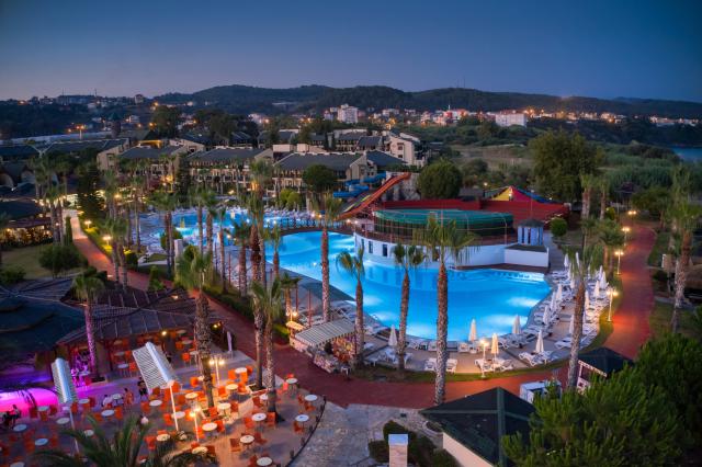 OZ HOTELS INCEKUM BEACH HOTEL - Obecné - Hlavní budova