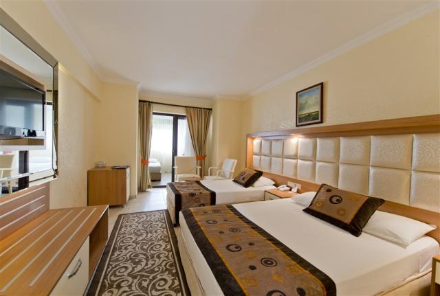 OZ HOTELS INCEKUM BEACH HOTEL - Pokoje - CONNECTION FAMILY ROOM