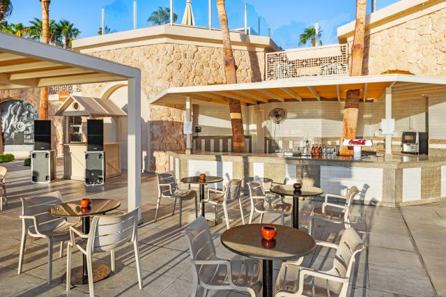 PICKALBATROS CITADEL RESORT SAHL HASHEESH - Bary - Infinity Bar