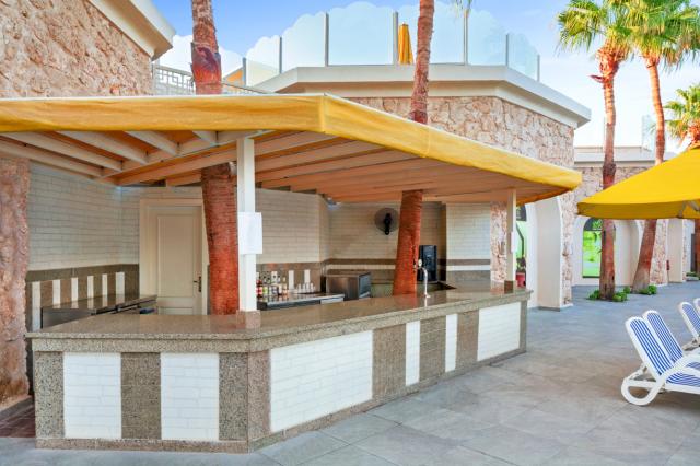 PICKALBATROS CITADEL RESORT SAHL HASHEESH - Bary - Infinity Bar