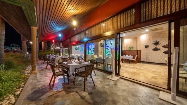 SIAM ELEGANCE HOTELS & SPA - Restaurace - SARAI RESTAURANT