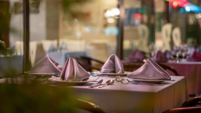 SIAM ELEGANCE HOTELS & SPA - Restaurace - SARAI RESTAURANT