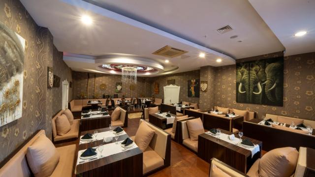 SIAM ELEGANCE HOTELS & SPA - Restaurace - KHUN MAI RESTAURANT