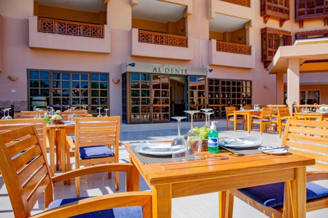 CONTINENTAL HOTEL HURGHADA - Restaurace - AL Dente Italian A la