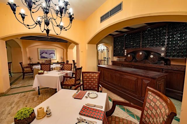 CONTINENTAL HOTEL HURGHADA - Restaurace - AL Dente Italian A la