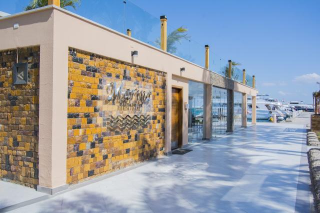 CONTINENTAL HOTEL HURGHADA - Restaurace - Marina Seafood Restau