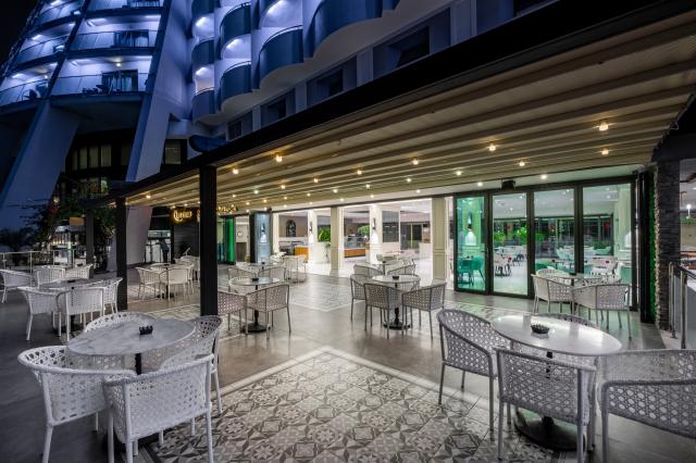 LONG BEACH ALANYA - Restaurace - ARABICA COFFEE HOUSE