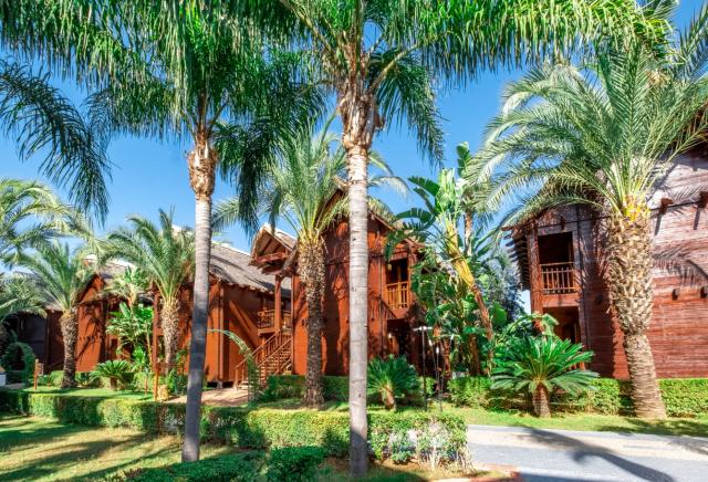 LONG BEACH ALANYA - Pokoje - FAMILY CHALET