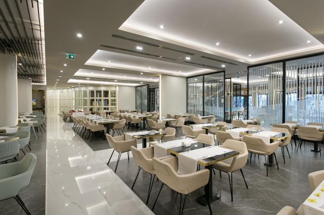 LONG BEACH ALANYA - Restaurace - HAYAT RESTAURANT